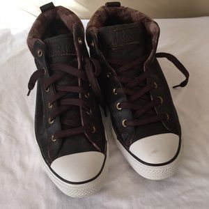 Converse Leather Mid Sneakers